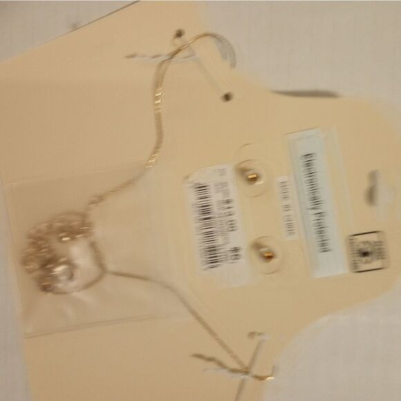 Gold trimmed necklace and earrings bundle - Picture 3 of 10